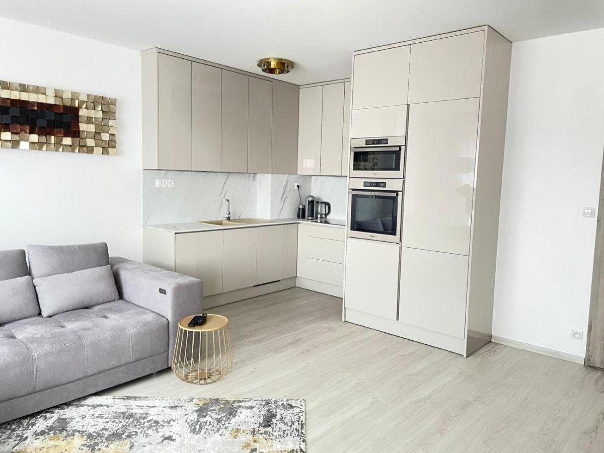 New Luxury City Centre Apartment With Panoramic View, Free Parking Bratislava Exteriér fotografie